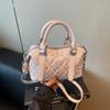 Street Trend Small Bag Women's 2026 Summer New Personalized Fashion Diamond Handbag Shoulder Messenger Bag