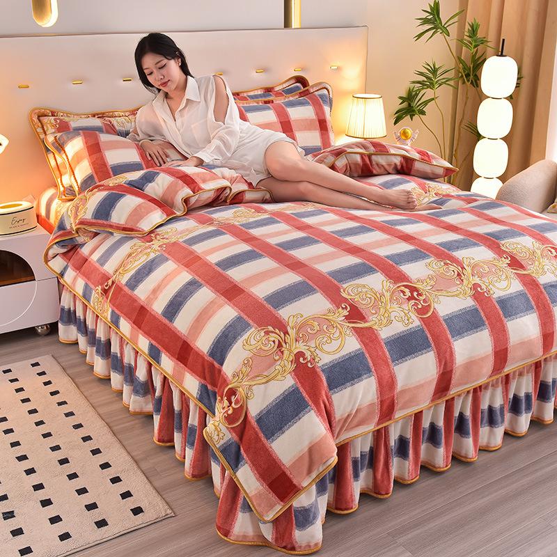 New Milk Velvet Bedding Set of Four Winter Thick and Warm Double-sided Velvet Bed Skirt Duvet Cover Pillowcase