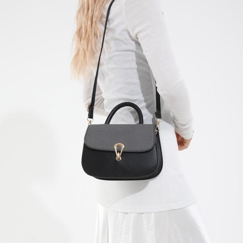 Small Bag New Spring and Summer Fashion Small Square Bag Underarm Commuter Women's Bag Textured Shoulder Messenger Bag