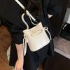 Handbag bag women's spring and summer new fashion small fresh simple bucket bag retro shoulder messenger bag