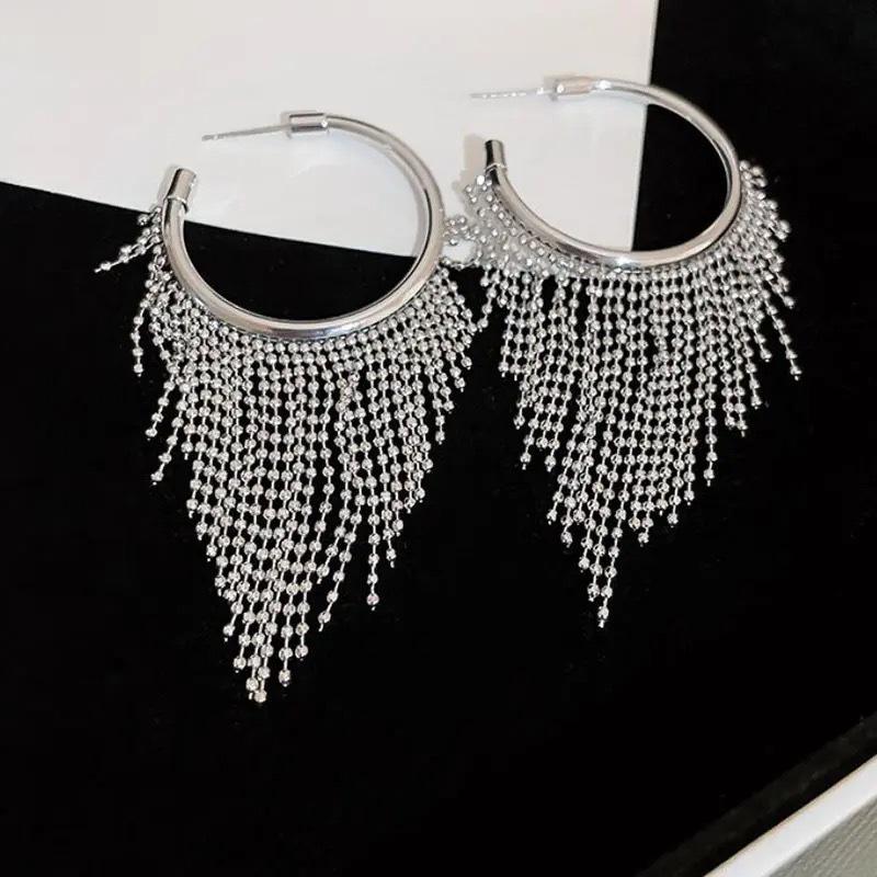 Elegant Tassel Long Earrings: European & American Fashion, High-End Prom & Evening Goddess Style.