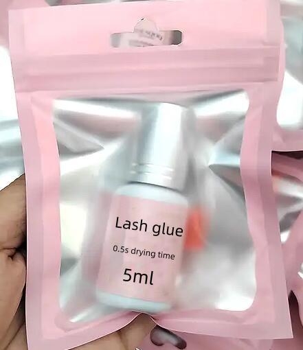 Waterproof 0.5 Second Eyelash Extension Glue Fast Drying Lash Glue for Lash Extension Black Clear Korea Strong Eyelash Glue 5 ml&0.5s