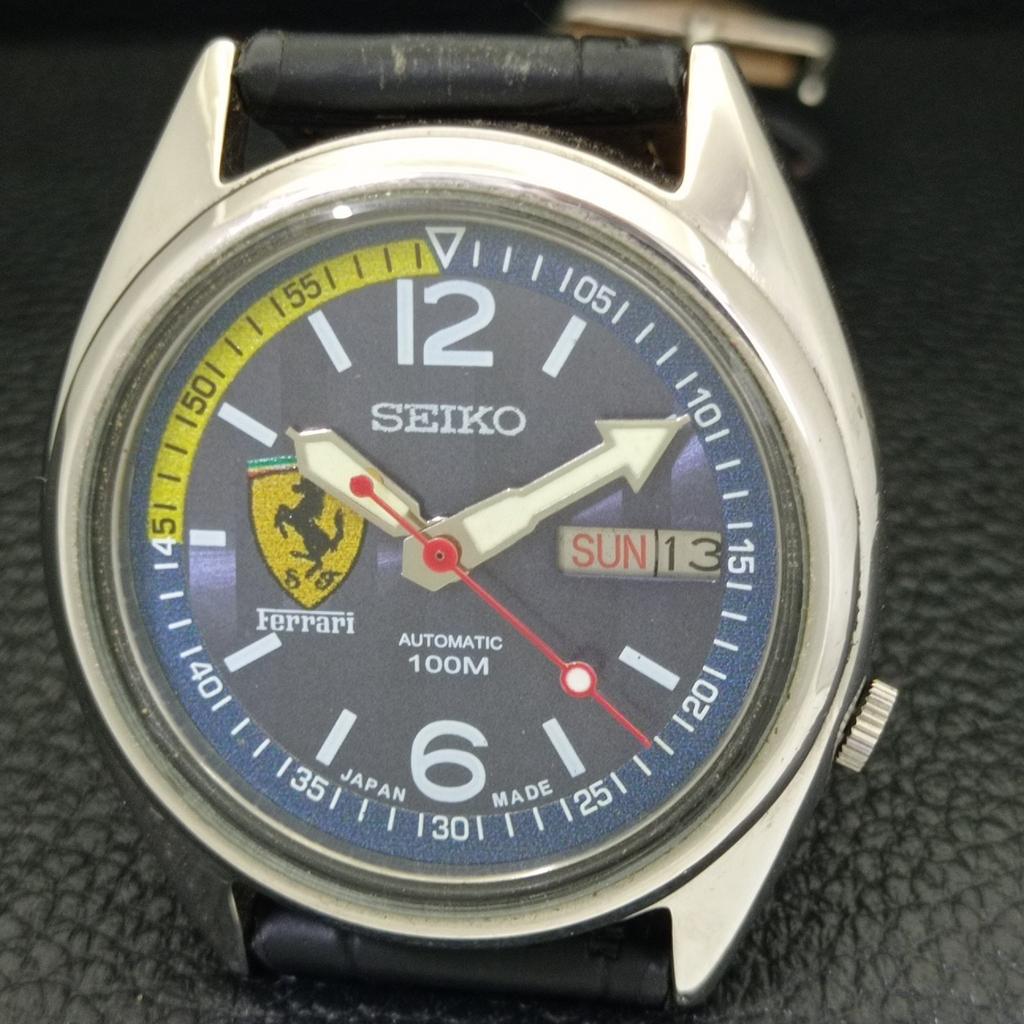 JAPAN VINTAGE SEIKO AUTOMATIC 7019A MENS FERRARI DIAL WATCH a700478-5