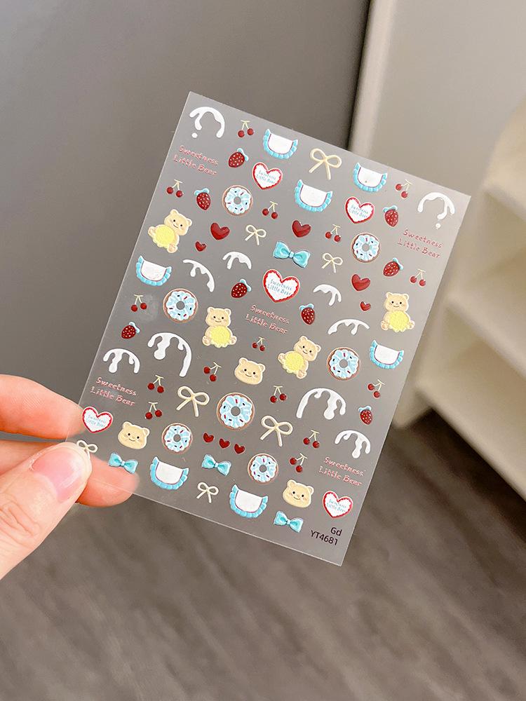 

Тисненые желейные фартуки-наклейки для ногтей YITU - Дизайны «Маленький медвежонок», «Сердечко», «Клубничка» (YT4681)