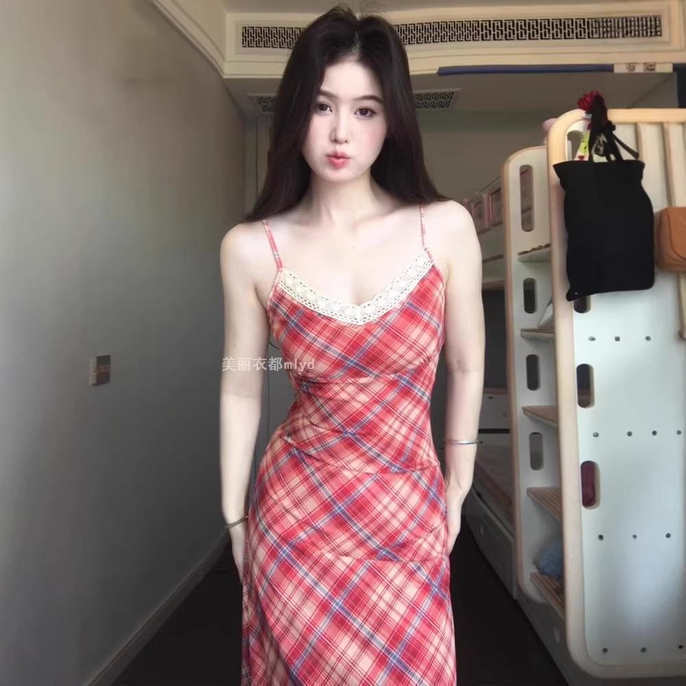 Mesh + Inner Double Layer, Retro Red Plaid Dress Women's V-neck Lace Splicing Mesh Suspender Skirt Long Dress