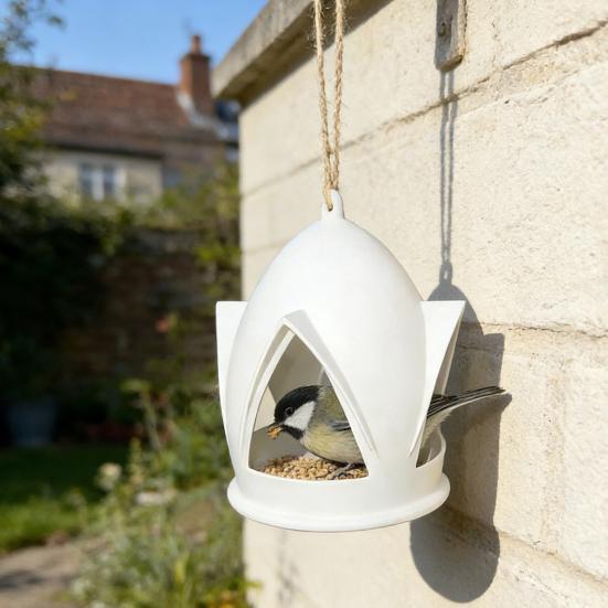 Rainproof Bird Feeder Outdoor Hanging Bird Feeder Garden Wild Bird Feeder for Backyard Balcony Patio Porch Deck Birdwatching