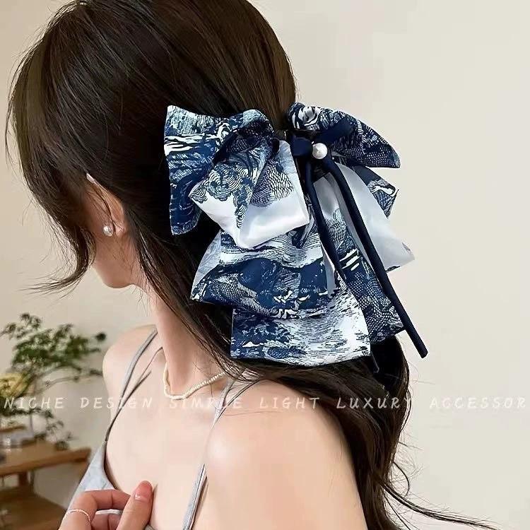 Polka Dot Bow Claw Clip: Elegant Women's Hair Accessory
