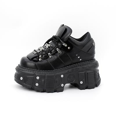 Novos sapatos femininos estilo punk com cadarço e salto alto de 6 cm, sapatos plataforma femininos, botas góticas de tornozelo, decoração de metal, tênis femininos