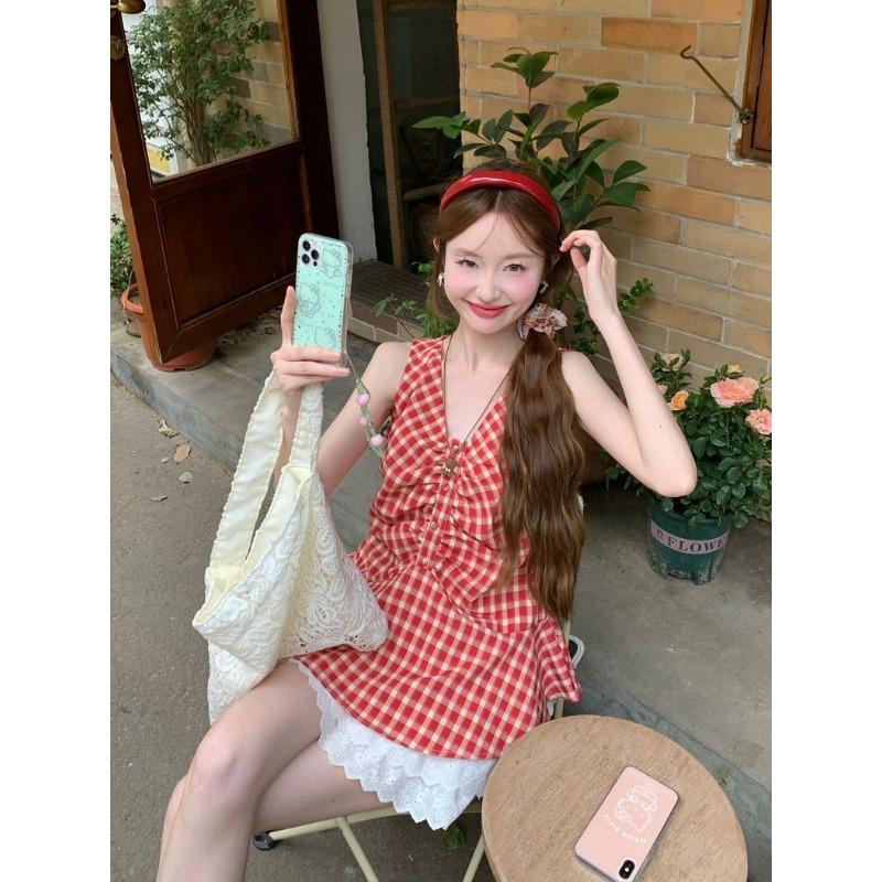 Summer New Women's Plaid V-neck Sleeveless Vest Ruffle Pleated Top