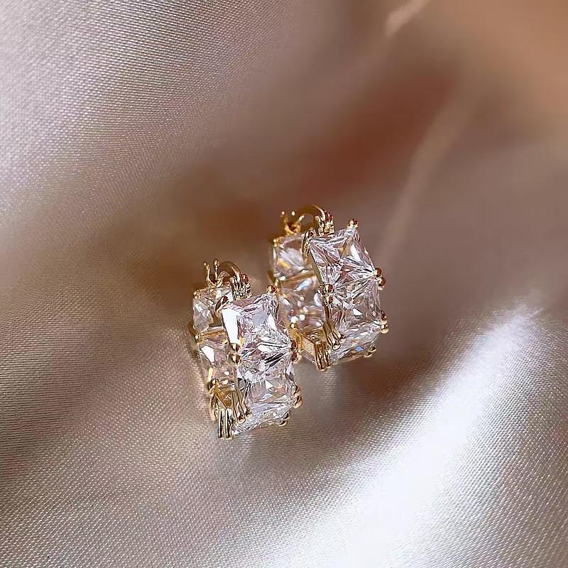 Golden Plated Cubic Zirconia Drop Hoop Earrings for Women Luxurious Fashion Huggies Party Jewelry Gifts