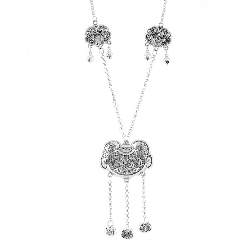 Women's Chinese-style long necklace with vintage fringed sweater chain accessory
