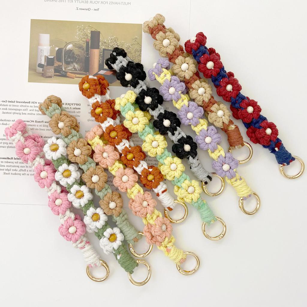 Bohemian Hand-Woven Flower Wrist Lanyard Phone Wristband Daisy Flower -Lost Phone Rope Bag Pendant for Friend Gift Bag Charm