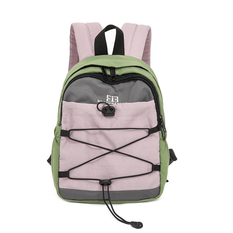 A Simple and Fashionable Commuter Backpack for Women, A Korean-style Small Backpack, and A Casual Small Schoolbag for High School Students