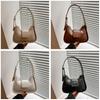 Street Style Pu Leather Small Square Shoulder Bag With Zipper Closure For Daily Wear