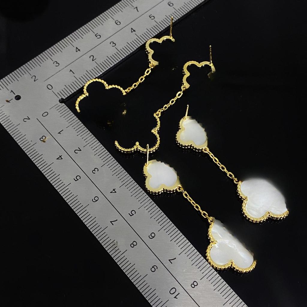 Cercei Exquiziți cu Ciucuri Trifoi cu Patru Frunze Norocos - Declarație de Modă Versatilă