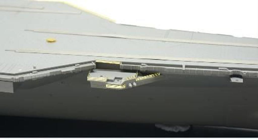 Artist Hobby American Aircraft Carrier Gerald Ford Basic Set Magic Plastic Model Parts AHLAH270040 1/700 R. (for Factory)