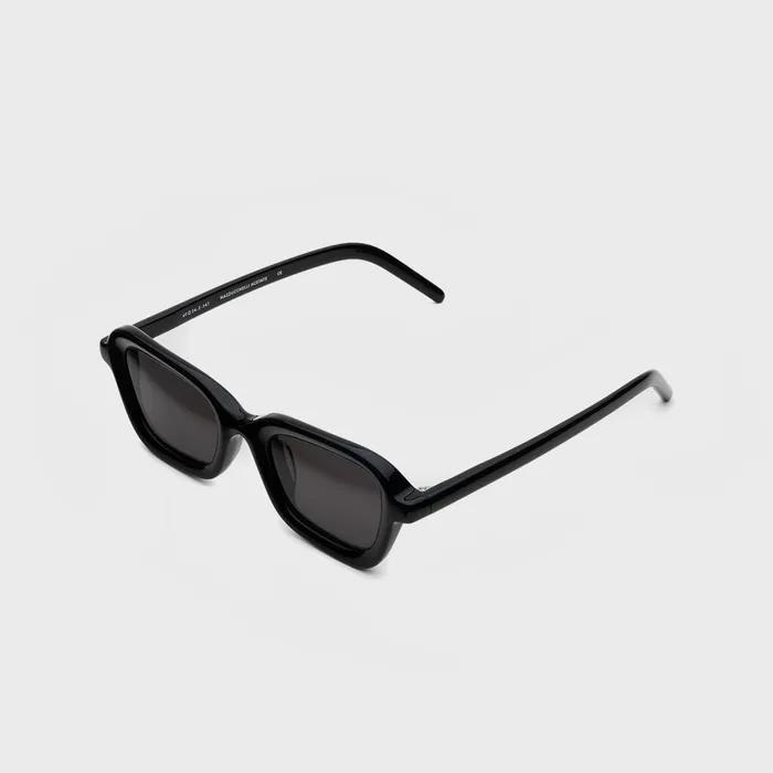 Barber (Black Frame/Black lens)