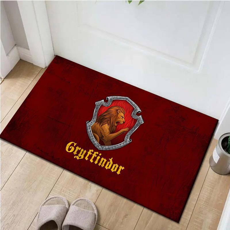 

1pc Office Carpet Chair Mats Gryffindor Lion Crest Perfect for Office Chairs, Living Rooms, Or Bedrooms,Polyester Carpet.HDT071 60cm by 90cm