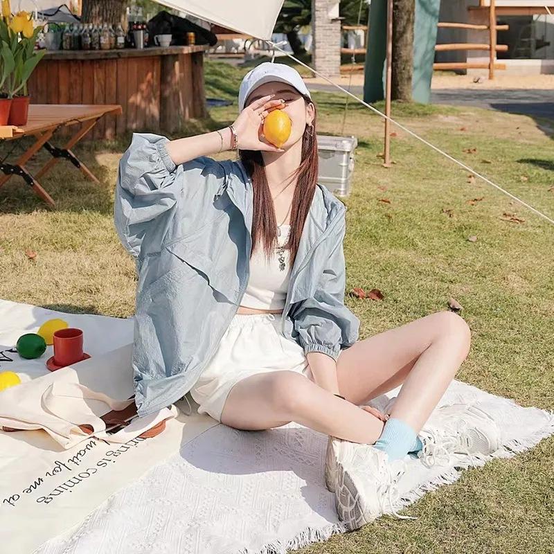 Women's Summer Portable Quick-Dry Sun Protection Jacket: Breathable, Lightweight, Hooded, Loose-Fit, Minimalist Jacket