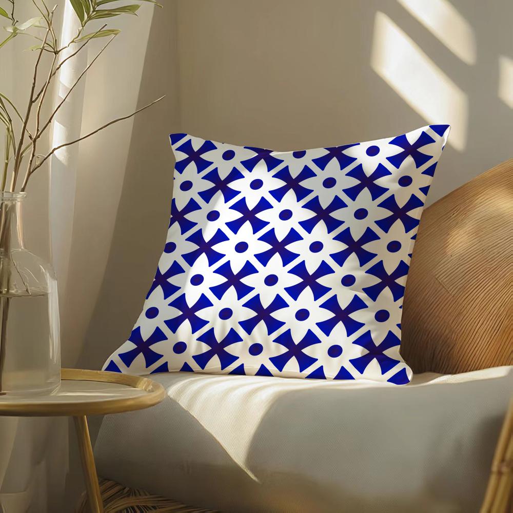 Blue And White Geometric Cushion Cover Soft Short Plush Pillow Cover Smooth Cozy Texture Aesthetic Cushion Case Home Decor