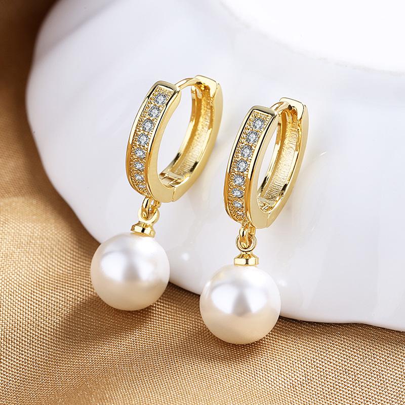 Elegant French Zircon Earrings for Women, Trendy Geometric Ear Cuffs, Light Luxury Jewelry, European-American Style