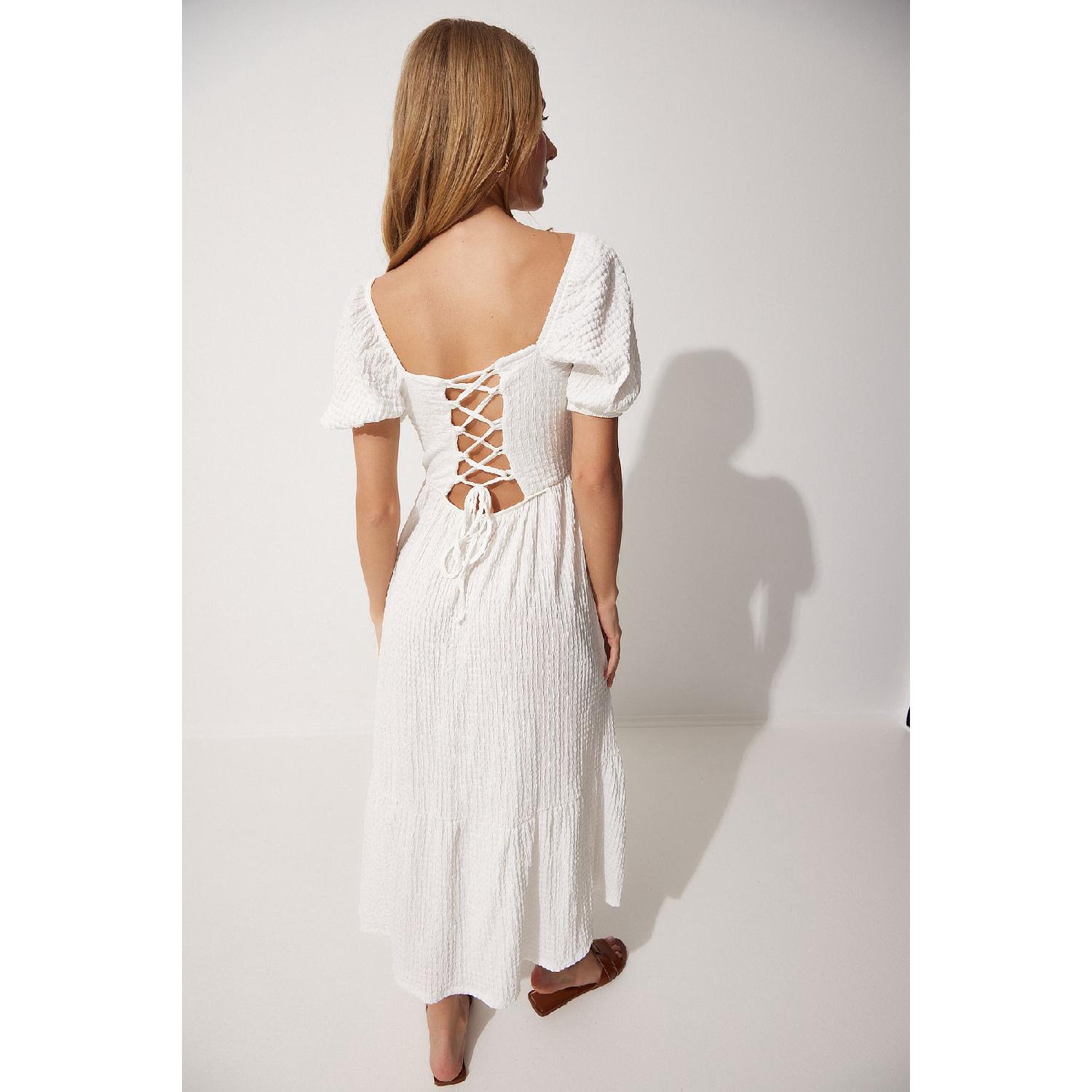 

Летнее вязаное платье с вырезом в форме сердца, белое