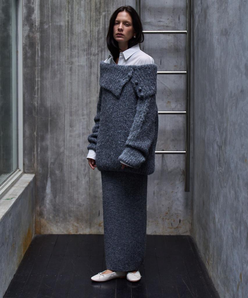 GRIDAJ Mohair Off-Shoulder Loose Fit Pullover_Charcoal