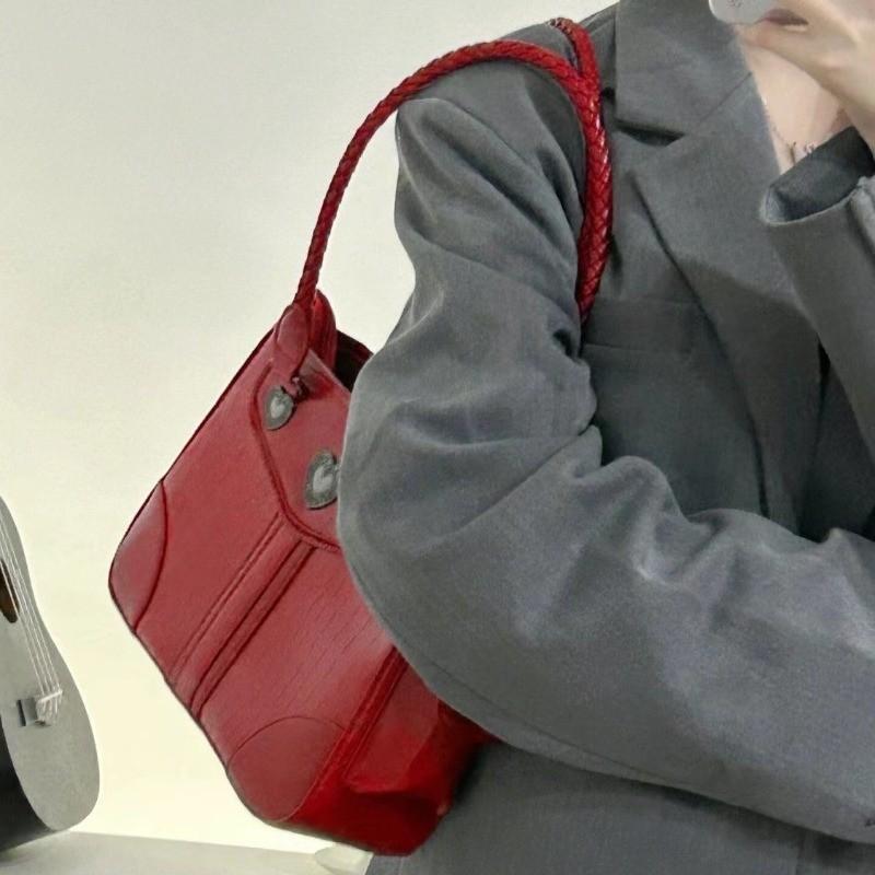 

Средневековая сумка IELGY с текстурой премиум-класса, модная сумка нишевого дизайна, маленькая квадратная сумка в стиле ретро большой вместимости красный