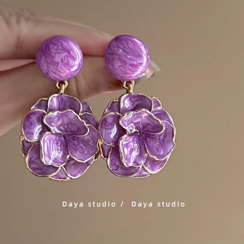 

Серьги-пусеты «Летний курортный стиль Мори Сладкий лепесток 2025»