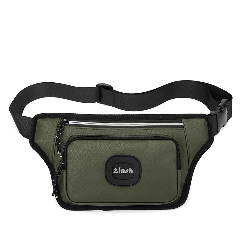 Crossbody bag with light Multifunctional lighting Breast bag Outdoor leisure cycling Sports large-capacity sports fanny pack