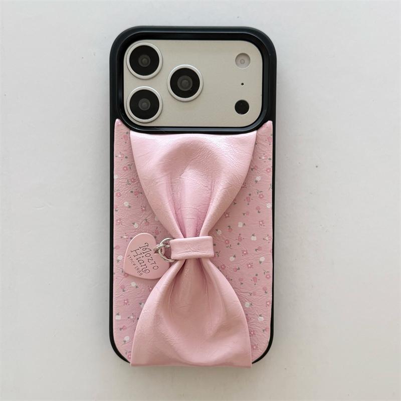 

Kawaii Floral Bow Phone Case For iPhone 17 Pro 16 15 14 Pro Max with Heart Pendant Leather Shockproof 16 17 15pro Protective Cov For iPhone 17ProMax