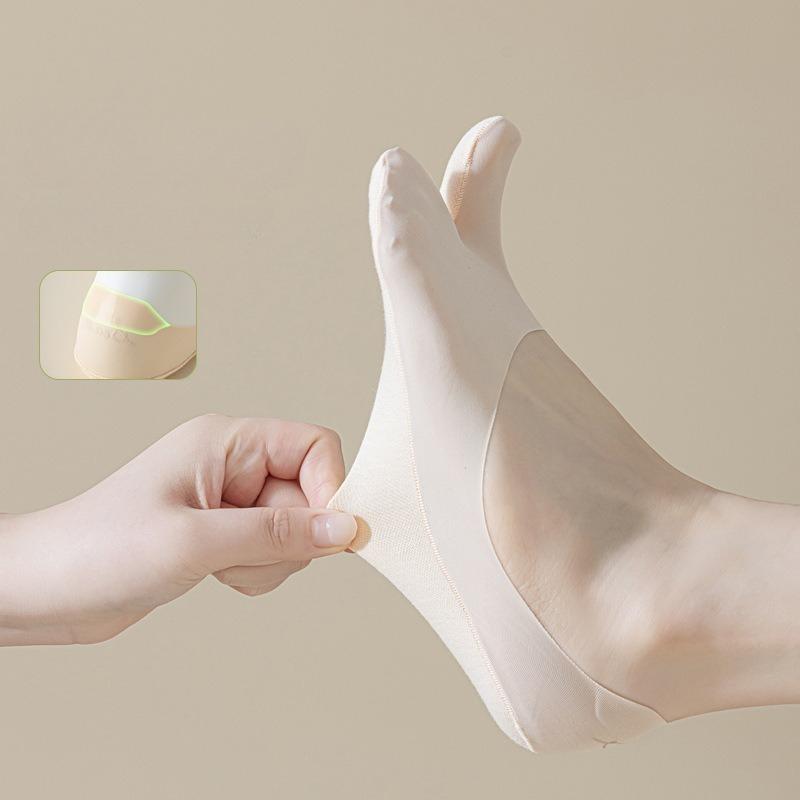 Two Toes Low Cut Boat Socks Women Silicone Non-slip Seamless Ice Silk Sock Slippers Cotton Bottom Summer Invisible No Show Socks