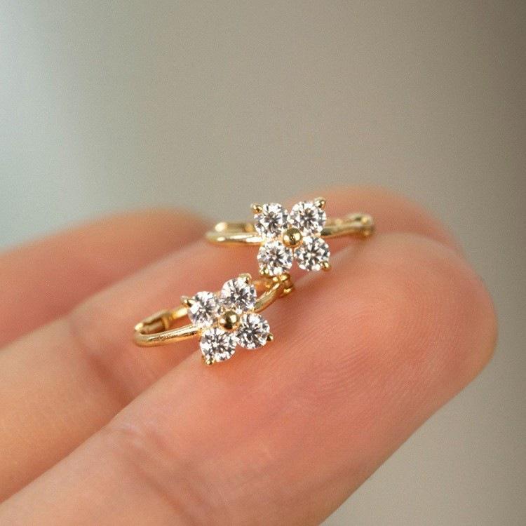 18K Gold Plated S925 Sterling Silver Four-Leaf Clover Zirconia Earrings - Exquisite Luxury Jewelry 18K Gold Pair