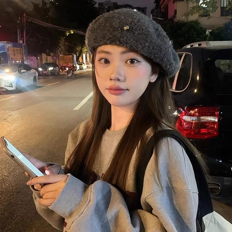 Beret Female Autumn And Winter Show Small Temperament Literary And Retro Circle Lamb Plush Big Head Circumference Versatile Painter Hat