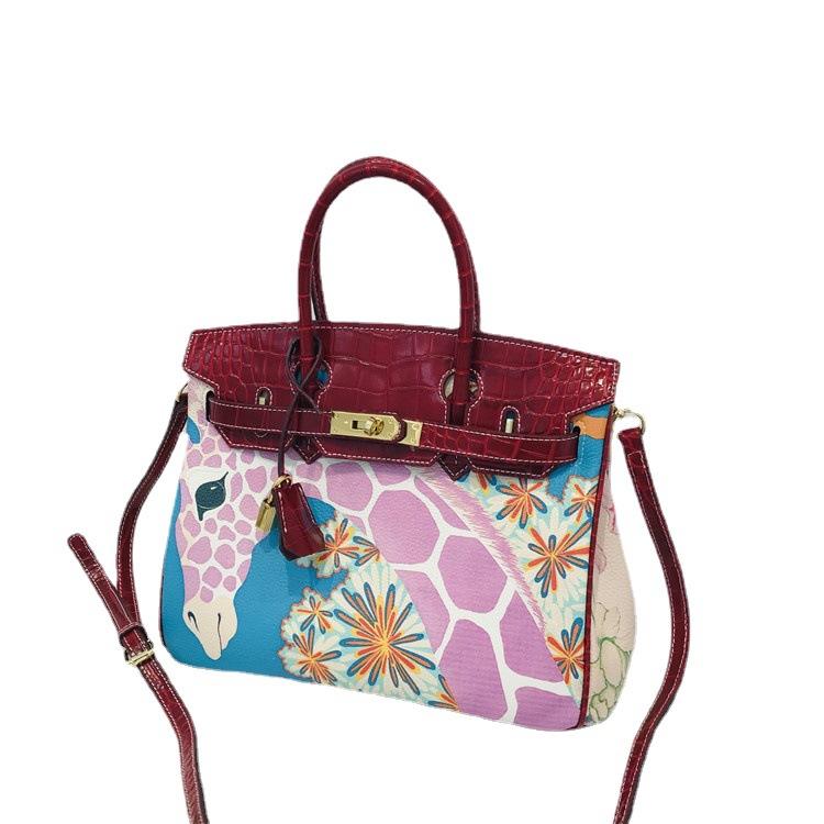 2021 Neue Platin-Tasche bordeauxrotes Krokodilmuster mit bemaltem Giraffenmuster Rindsleder erste Schicht tragbar Schultertasche Umhängetasche