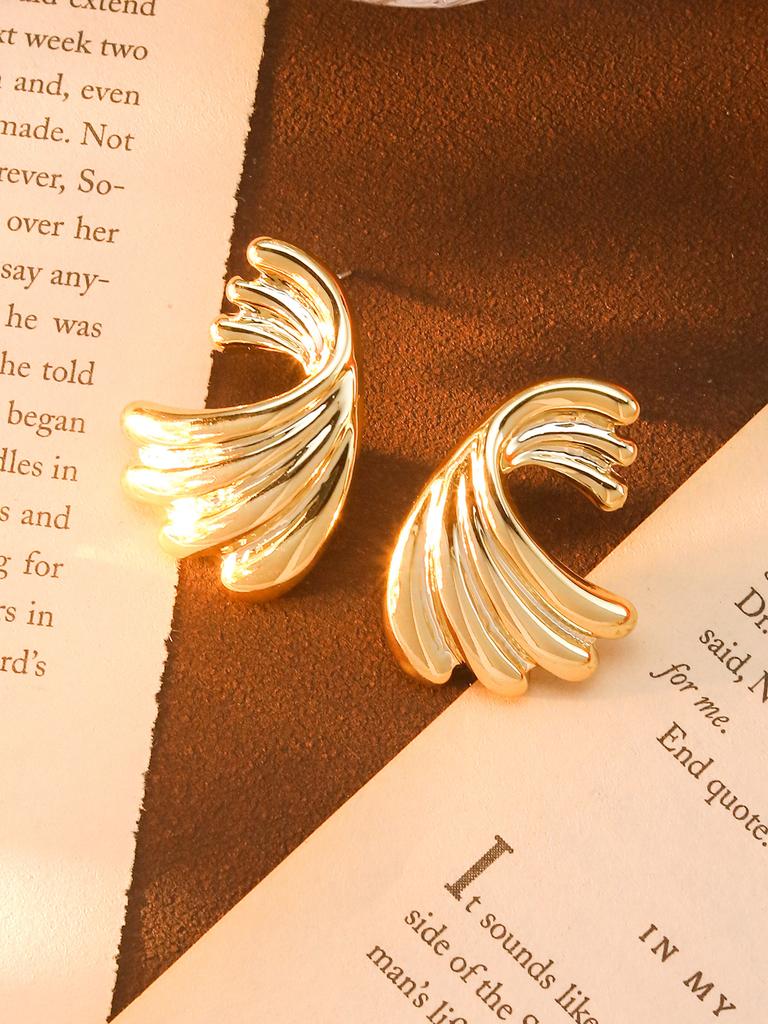 Exaggerated Personality Leaf Flower Earrings Versatile Temperament Earrings Fashion Premium Earrings