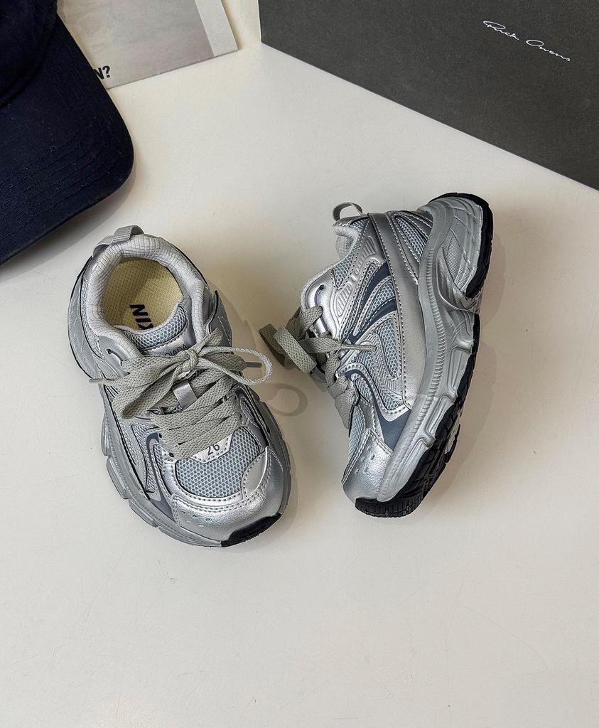 Spring 2026 Kids' Color-Washed Lightweight Dad Sneakers