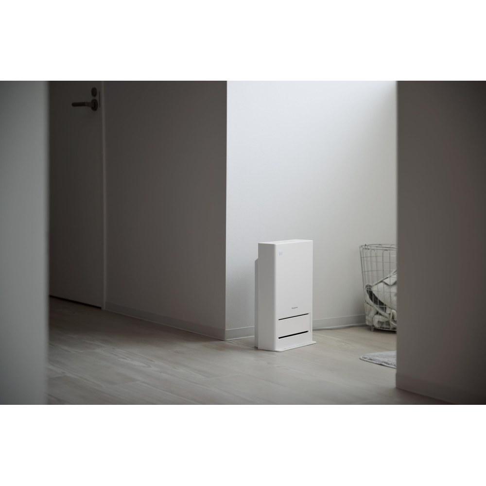 Panasonic Ceramic Fan Heater DS-FZX1200-W Nanoe X 2 Heat Settings Room Temperature Sensor Person Sensor Slim Body White