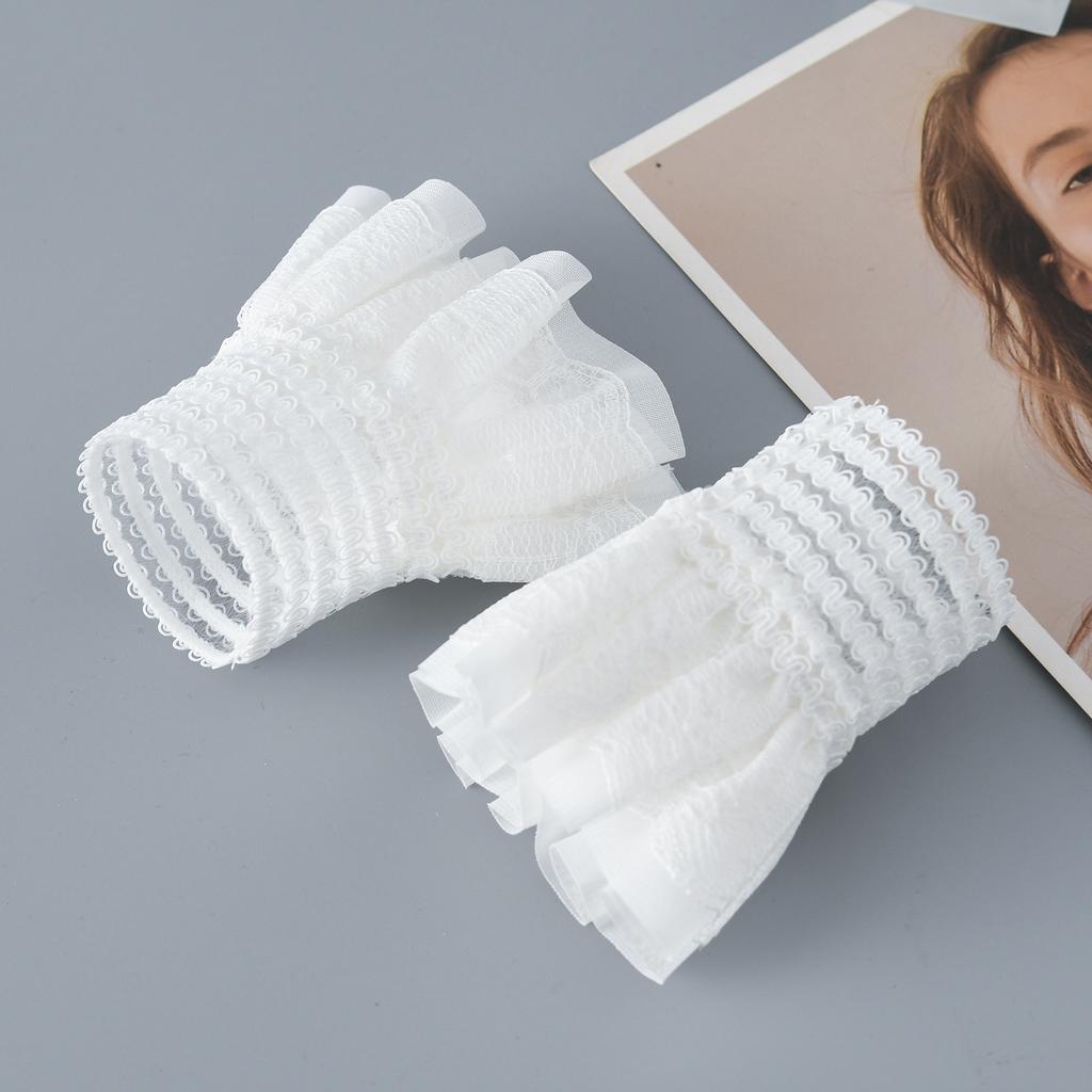 Elegant Floral Lace Fake Sleeved Cuffs for Womens Sweater Blouse Wrist Warmers Horn Cuff False Cuffs Clothing Accessories