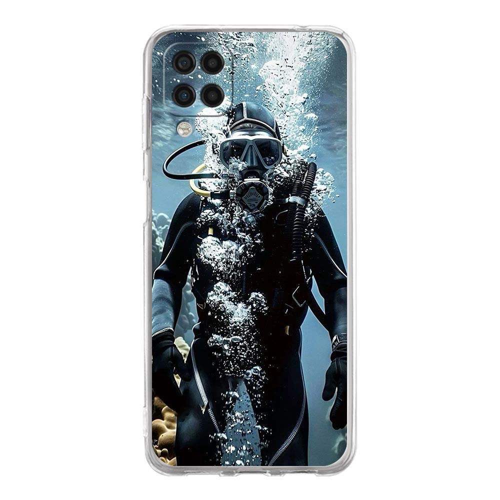 Phone Case For Samsung Galaxy A13 A33 A35 A55 A73 A53 A23 A51 A71 A21S A72 A31 A41 A05s A03S A15 A25 5G Clear Cover Diver Diving