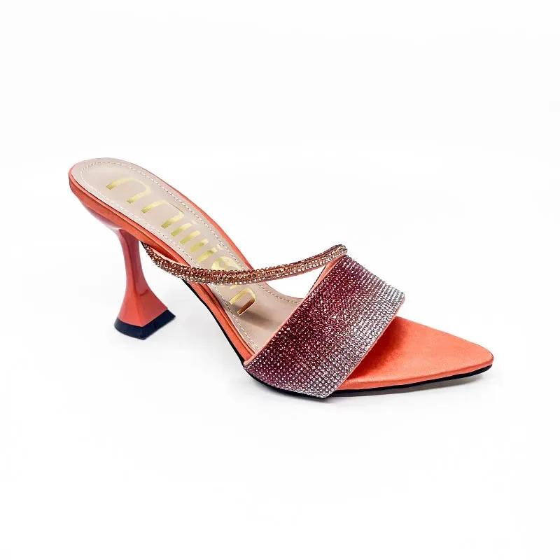 High Heels Strass-Slipper für spitze Zehen Sexy Kristall-Slipper Damen Luxus-Designer Partykleid Sandalen Zapatillas Mujer