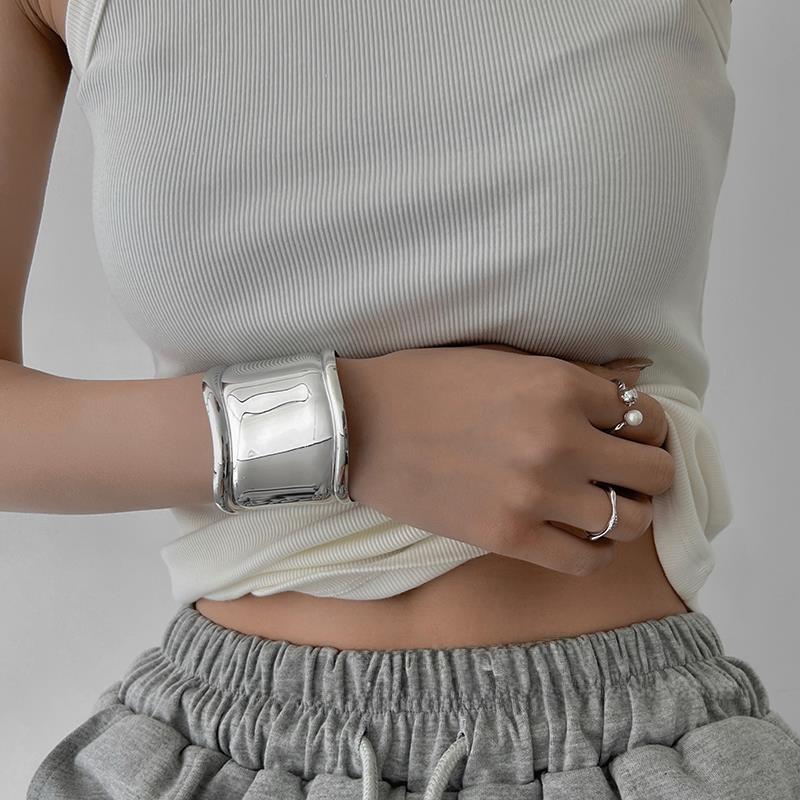 Elegant Wide-Edge Irregular Bracelet for Women - Cold Style Niche Design