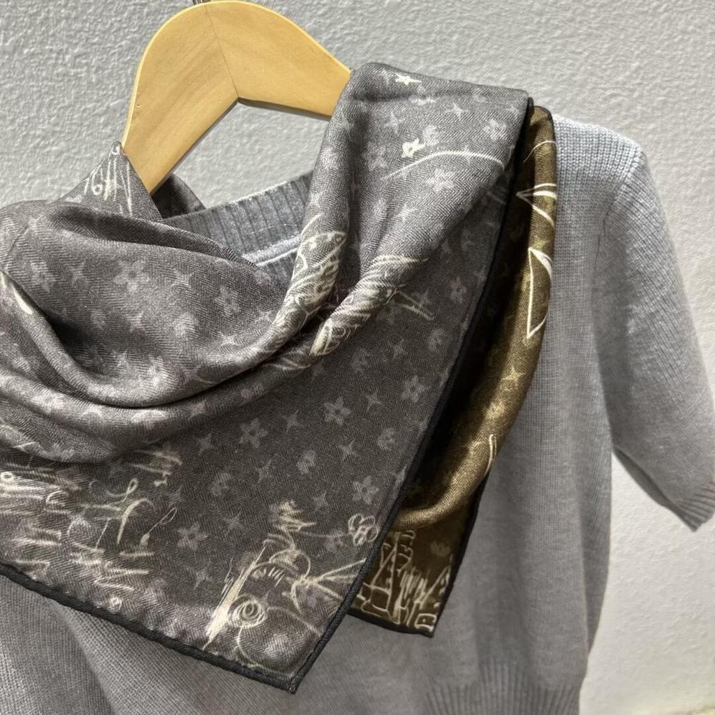 Double-Sided Silk Wool Scarf Women'S Autumn And Winter Silk Wool 70 Square Scarf Warm Dual-Purpose Women'S Versatile Temperament Air Conditioner Neck