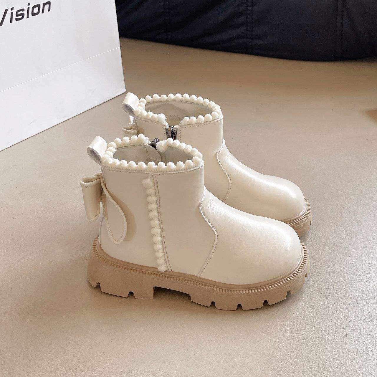 

Девочки сапоги 2025 новый осень и зима детские принцесса Мартин сапоги иностранный стиль большие детские кожаные сапоги девочки бархатные короткие сапоги 26 inner length 16cm