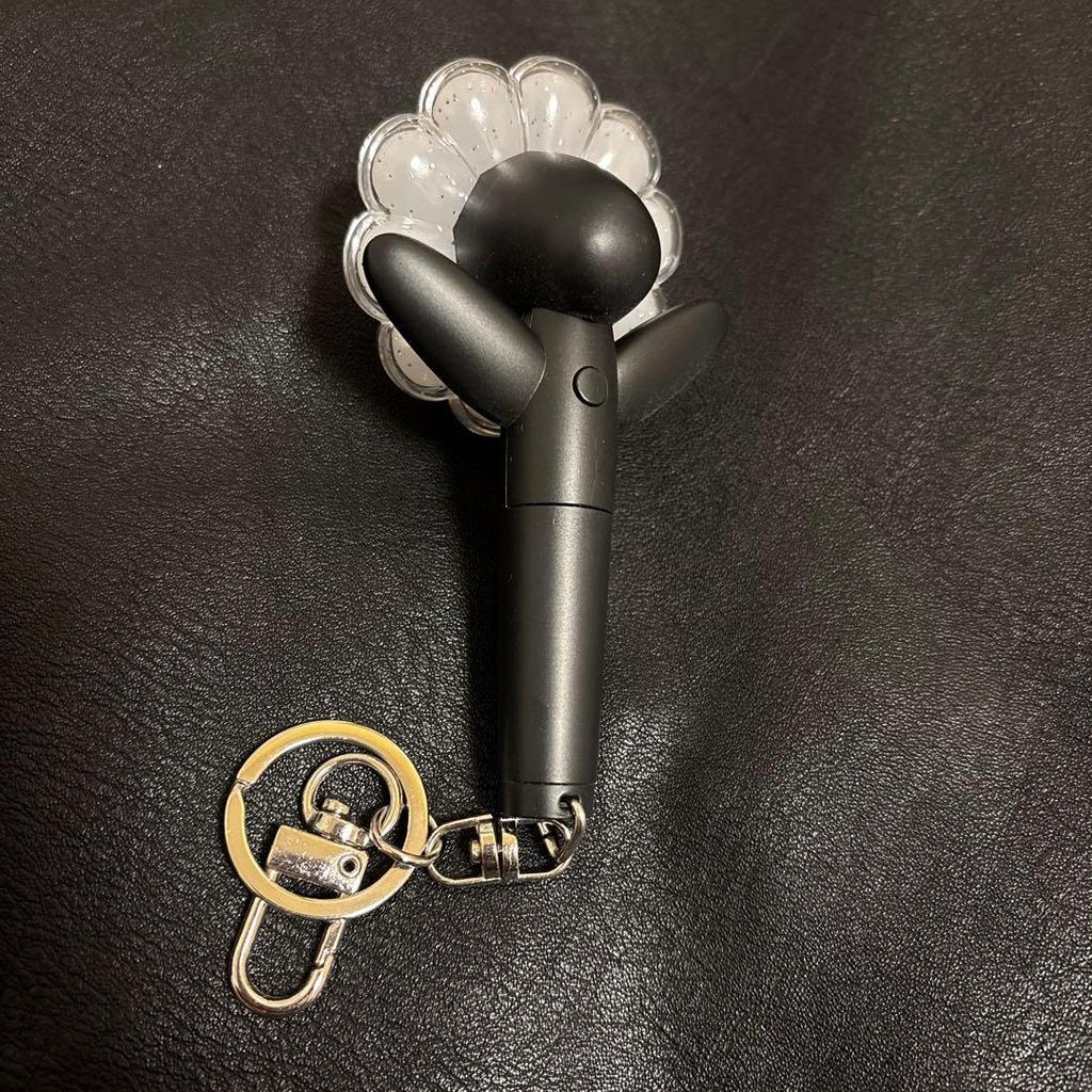[USED] G-DRAGON Jiyong Penlight Key Ring