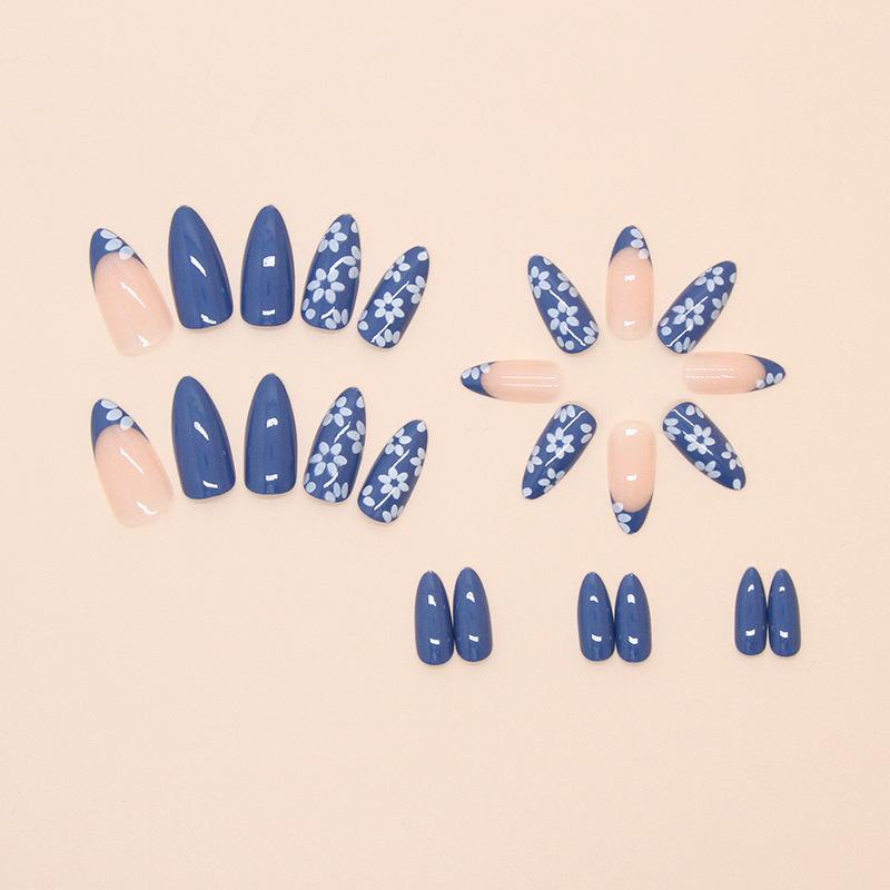 Unghii false Floare purtând bucată de unghii Unghii false franceze de culoare solidă Patch albastru Piesă de unghii detașabilă 24 de bucăți