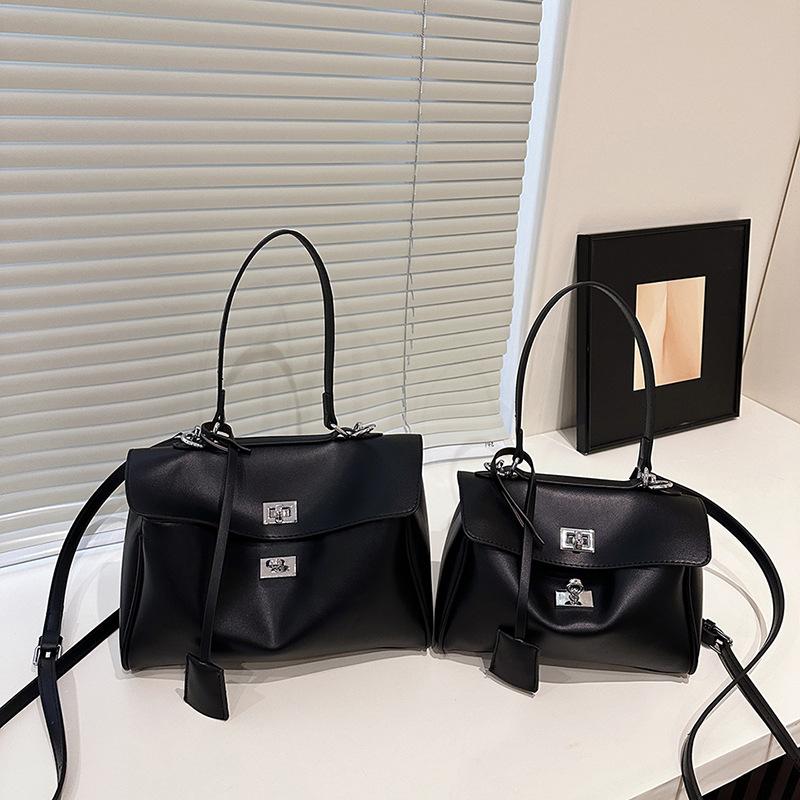 New Casual Large-capacity Portable Underarm Bag Women's Casual Fashion Shoulder Messenger Bag