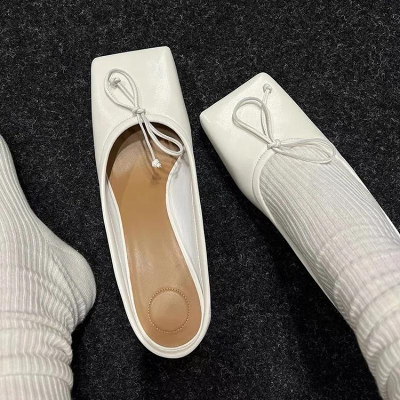 Fashion NEW Flat Bottom Slippers Designer with The Same Women’s Shoes Summer Slippers with Comfortable Women’s Beach Shoes