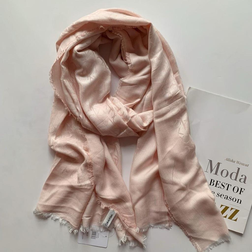 Elegant Floral Jacquard Woven Scarf Shawl for Europe and America