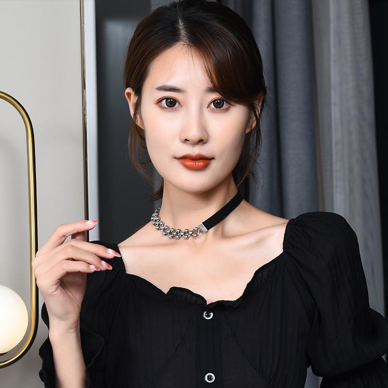 Titanium Modern Black Steel Choker Necklace For Women With Dazzling Crystal Accents And Trendy Shape Wave